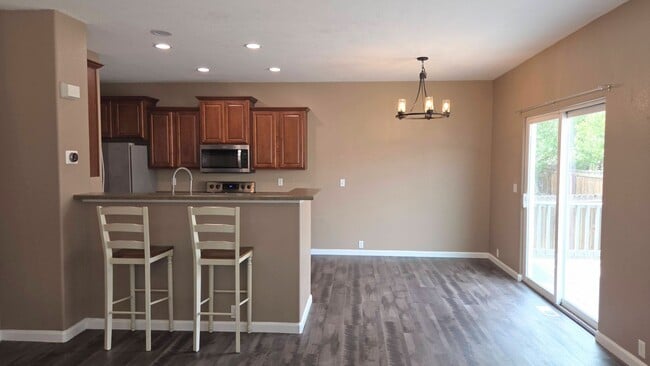 11844 Pei Grove