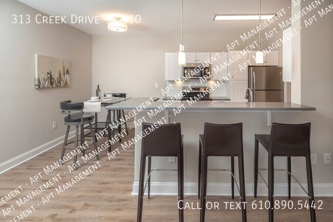 Photo - 313 Creek Dr Unit 110