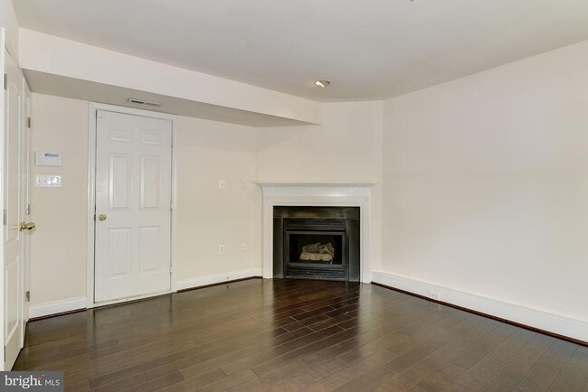 Photo - 122 Elmcroft Blvd