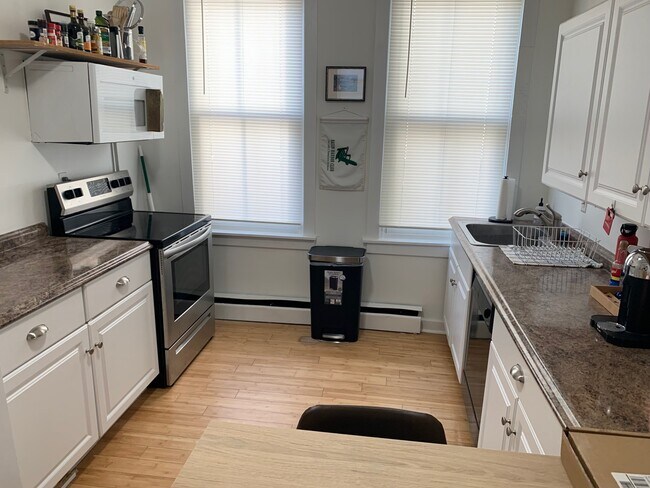 Photo - 19 Thames St Unit 1B