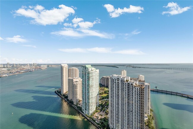 Photo - 300 Biscayne Blvd Way Unidad 4601 Rental