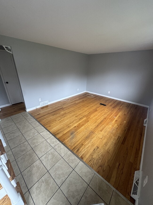 Photo - 616 Boston Rd