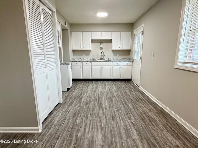 Photo - 630 Lane Ave