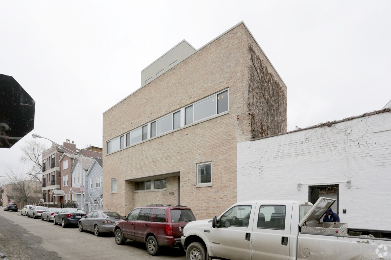 Photo - 2436 W Bloomingdale Ave