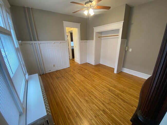 Photo - 2115 3rd Ave