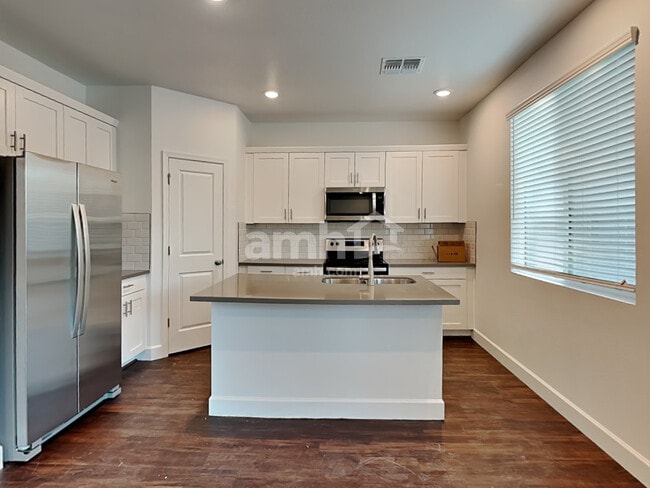 Photo - 6627 S 42nd Dr