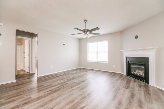 Photo - 3168 Varcroft Rd