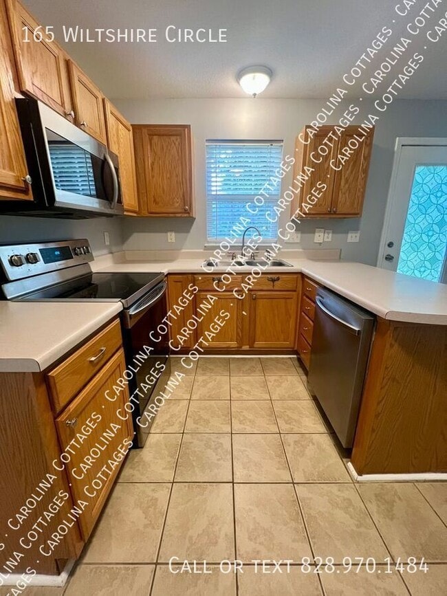 Photo - 165 Wiltshire Cir