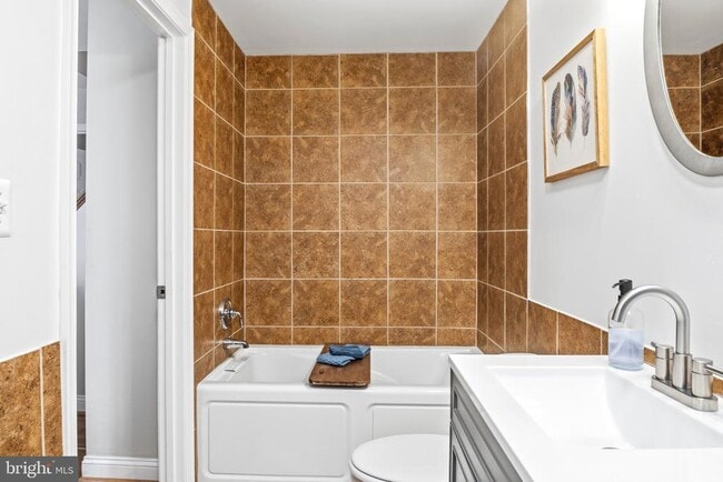 Photo - 2040 Orleans St