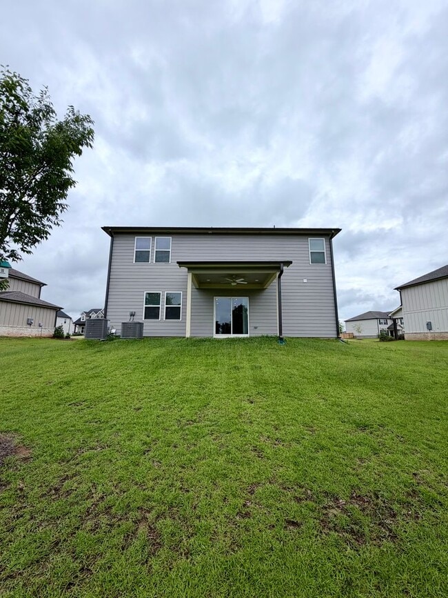 Photo - 216 Old Holw Wy