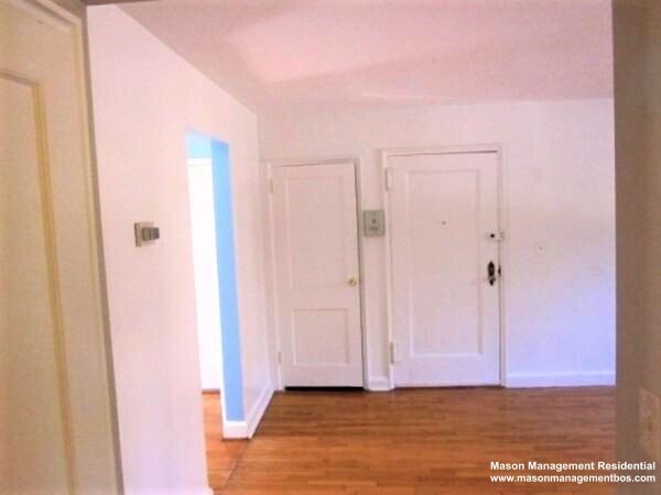20 Saint Paul St Unit 3