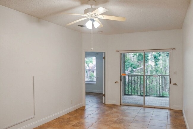 Photo - 8829 Coral Palms Ct Unit B