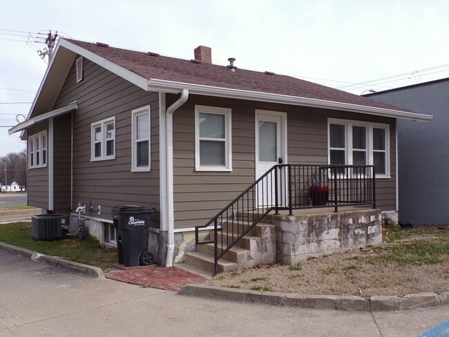 Photo - Cool 2 Bed House In Central COMO!