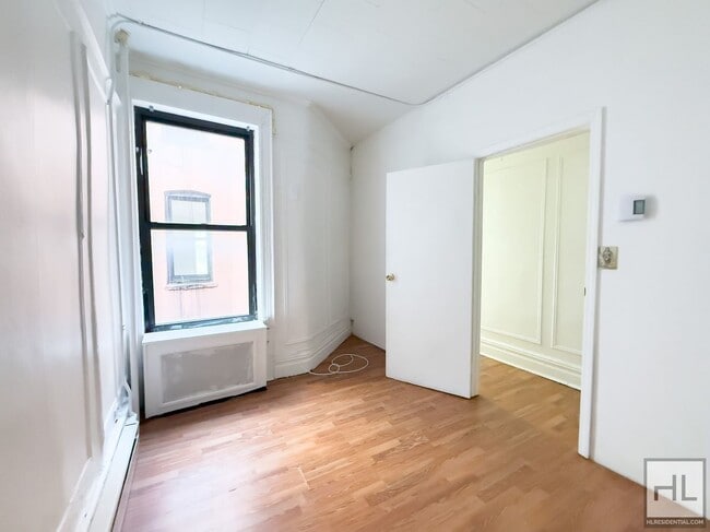 Photo - STARR STREET / Spacious Bushwick 2-Bed 1-Bath / Amazing Location Unit 3R
