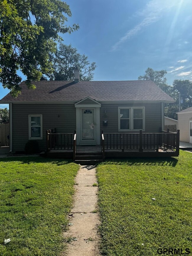 Photo - 2505 Madison St