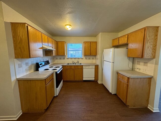 Photo - 404 Brittney Way Unidad #D