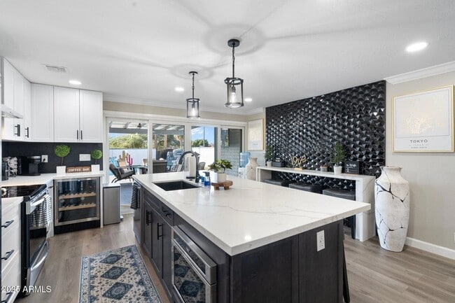 Photo - 7837 N 13th St