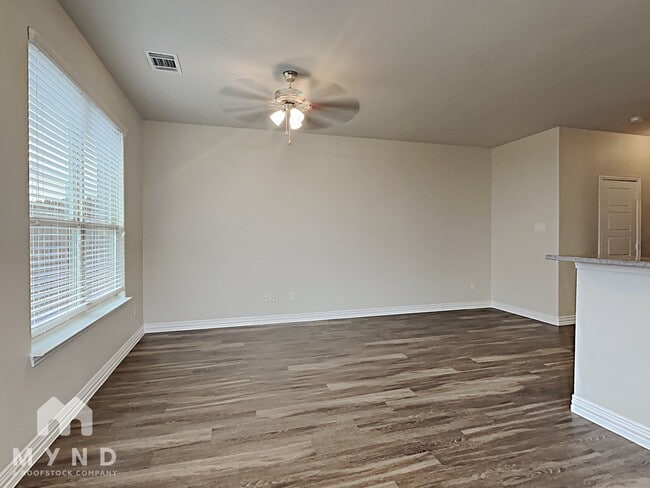 Photo - 101 Peach St Unit 1