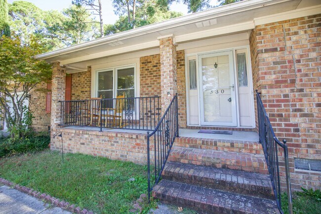 Photo - 330 Conifer Dr