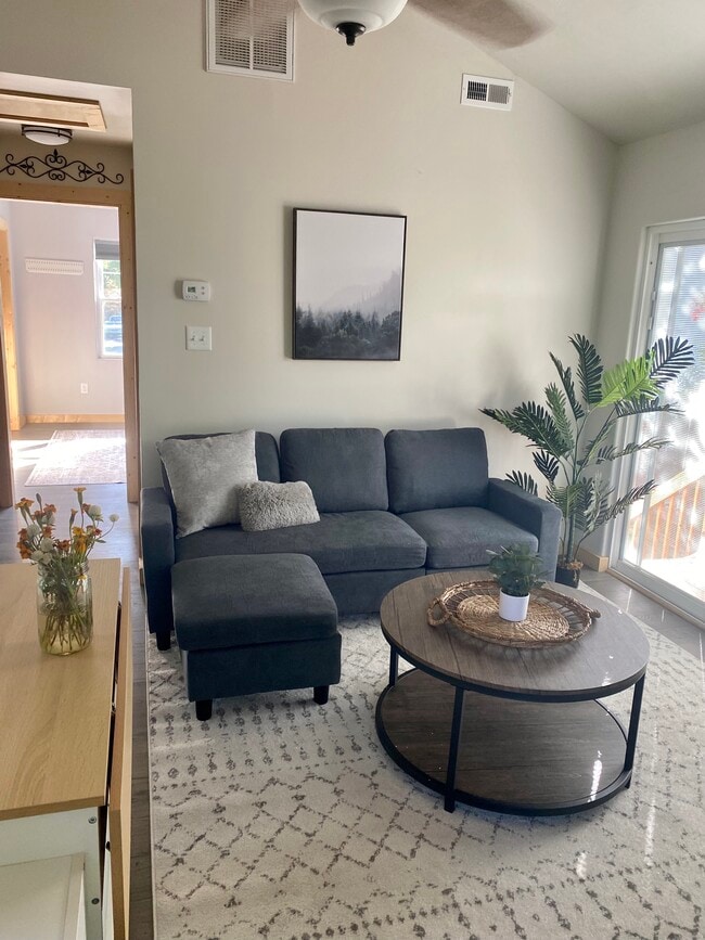 Photo - 10510 Cadosia Rd Unidad 1