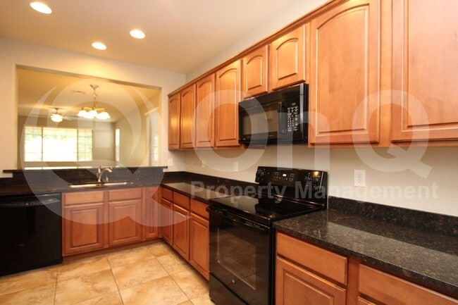 Building Photo - 4458 E Melrose St Rental