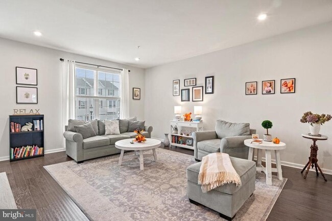 Photo - 410 Arbor Blvd