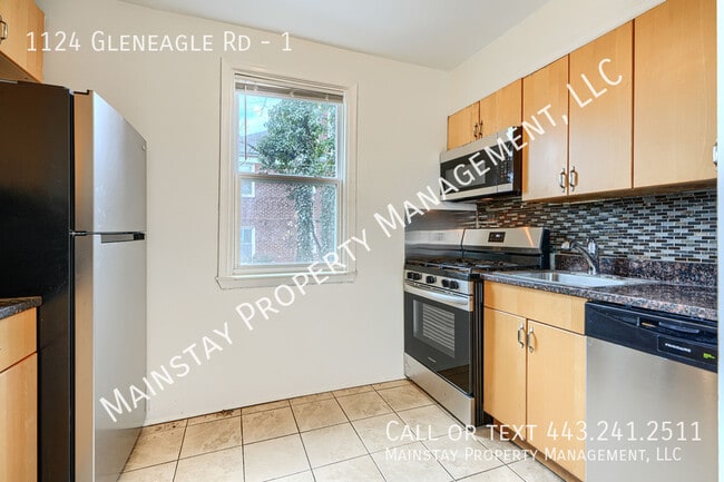 Photo - 1124 Gleneagle Rd Unit 1