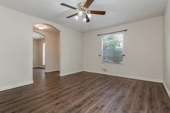 Photo - 7445 Brentcove Cir