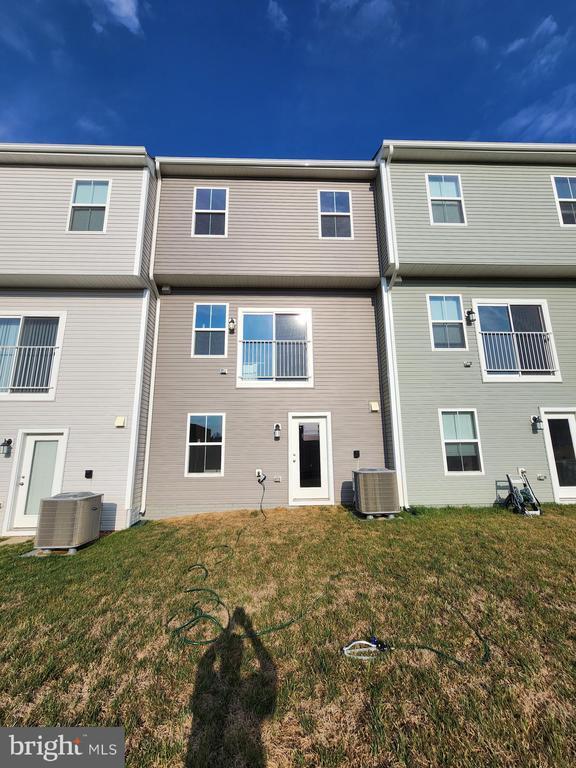 114 Milburn Dr