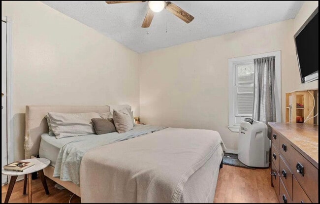 Photo - 3714 Stevens Ave Unit 3