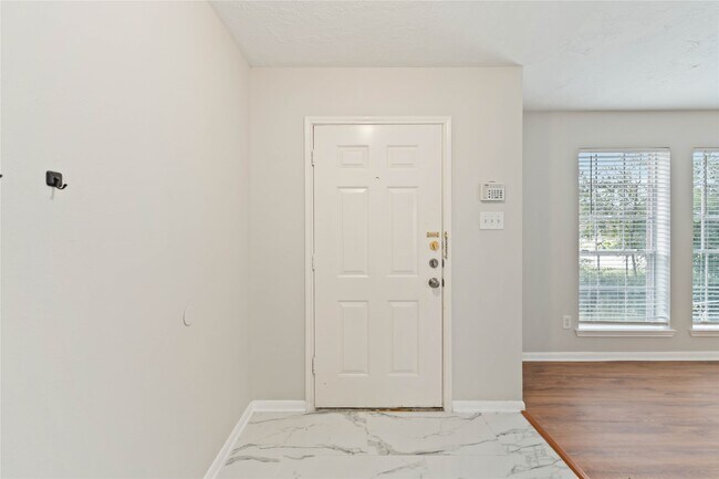 Photo - 21507 Windsor Castle Dr