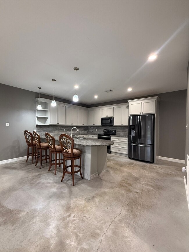 Building Photo - 17980 FM 2090