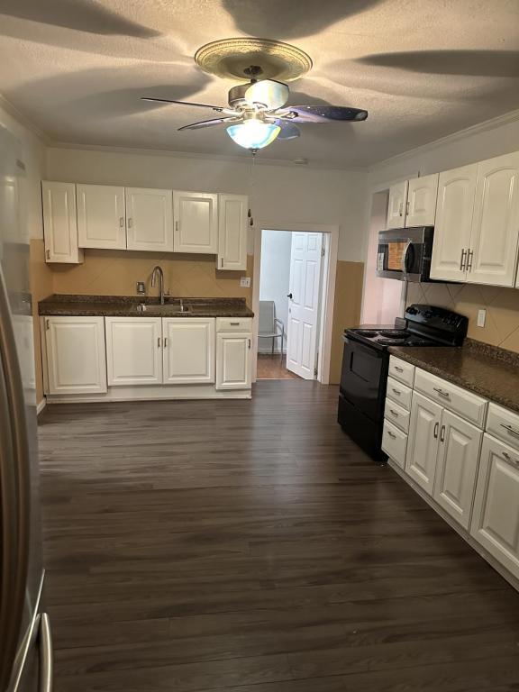 Photo - 8422 Pennsylvania Ave