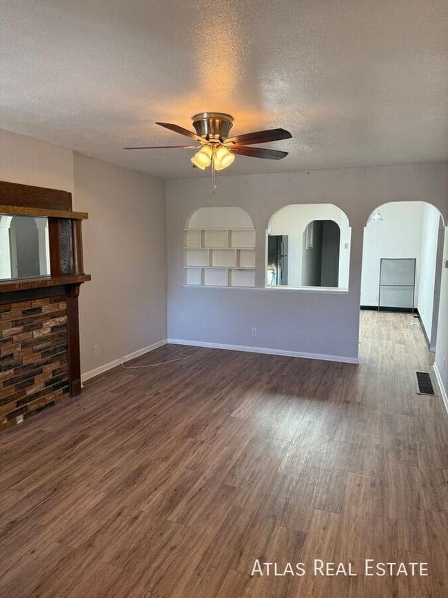 Photo - 1526 Lowell Blvd