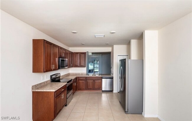 Photo - 2802 40th St SW