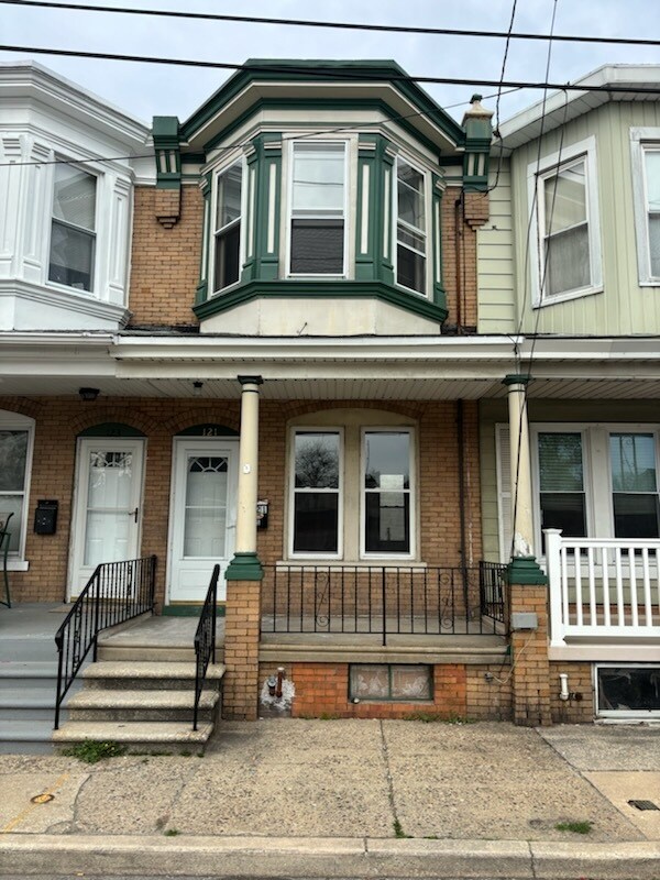 Photo - 121 S Filmore St