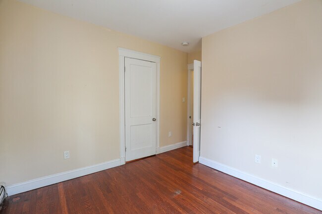 Photo - 78 Claymoss Rd Unit 2