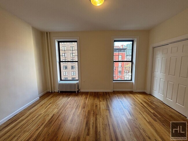 Photo - WEST 72 STREET Unidad 6G