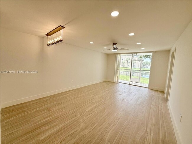 Photo - 8600 Sunrise Lakes Blvd Unit 102