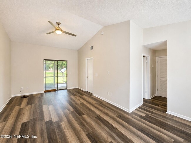 8322 Derbyshire Pl