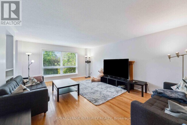 Photo - 48 Depper Pl