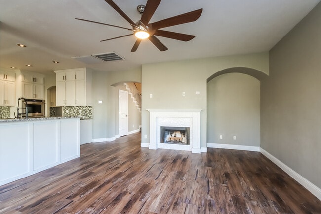 Photo - 3119 Hummingbird Ln