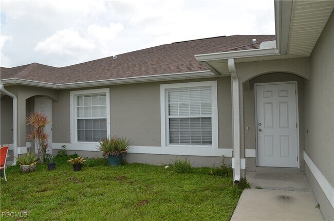 Photo - 2304 NE 8th Pl