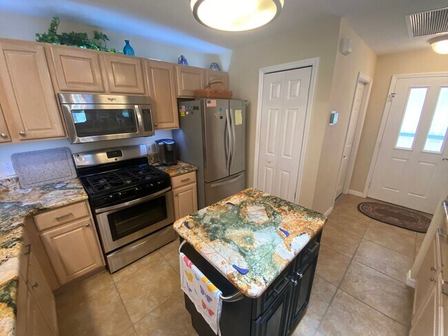 Photo - Beautiful Over Sized TURNKEY SEASONAL 2 be...