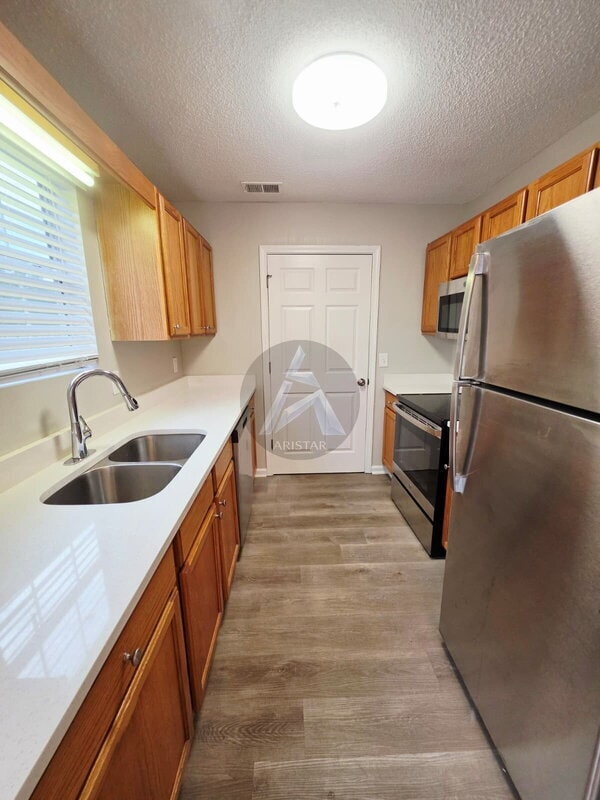 102 Westside Chase SW