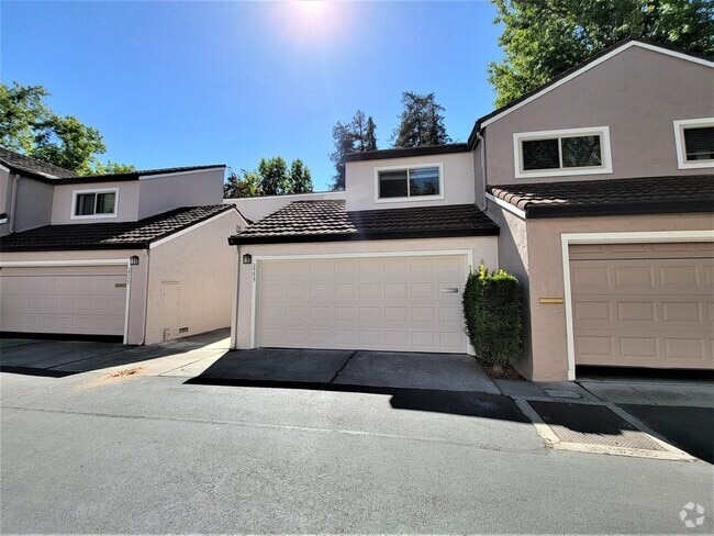 Building Photo - 2553 Lancaster Ct Rental