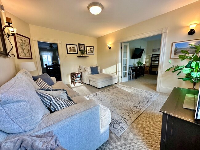 Photo - 35 Reed St Unit 2