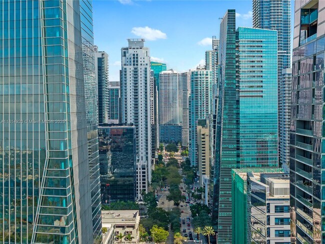 Photo - 1060 Brickell Ave Condo Unit 1809