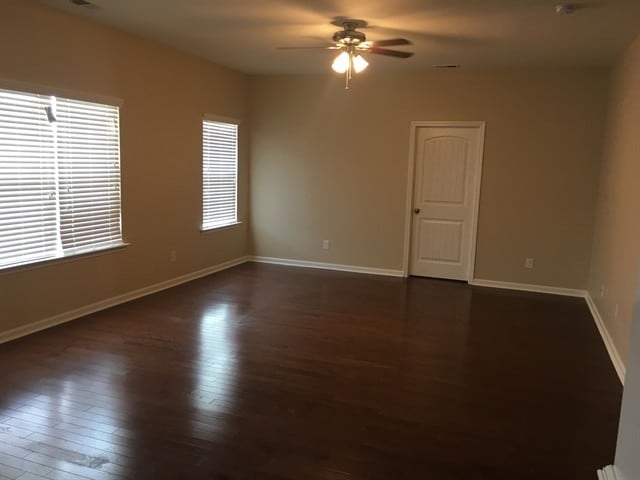 Photo - 1389 Castleoak Dr