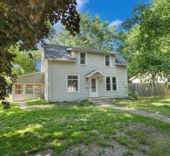 Photo - 1220 Campbell Ave NW